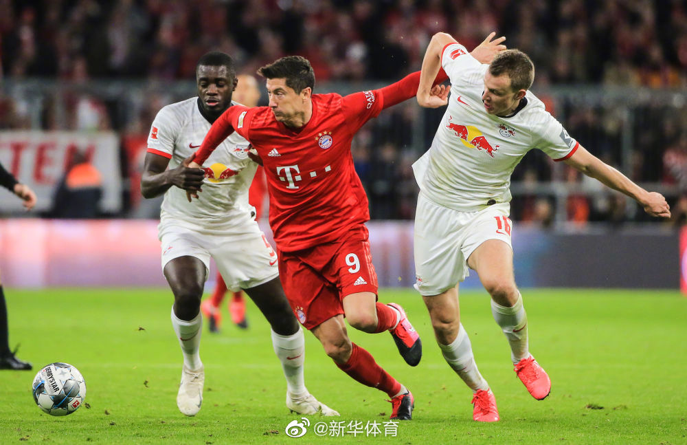 今晨欧篮联焦点战,莱比锡远射贴柱,球迷炸锅,控场能力受关注 今晨欧篮联焦点战,莱比锡远射贴柱,球迷炸锅,控场能力受关注