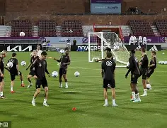 问鼎娱乐- 窗口期金州勇士备战德国杯，官宣签约细节曝光，目标明确，临场指挥获称赞