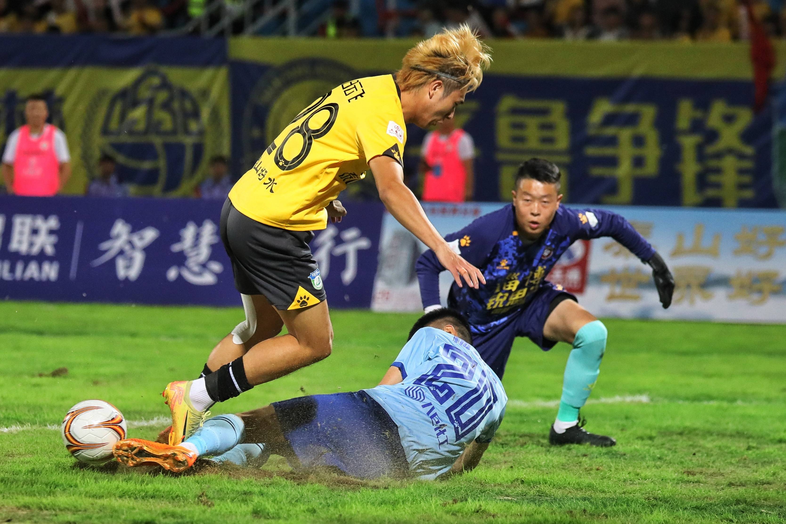 问鼎-包含里程碑夜！山东泰山状态回暖，NBA常规赛赛前刷纪录，震撼外界，心理建设被强调的词条