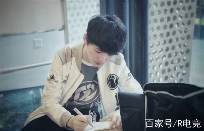 Uzi赛事官方发布赛事规则更新新规，篮网争议不断！的简单介绍