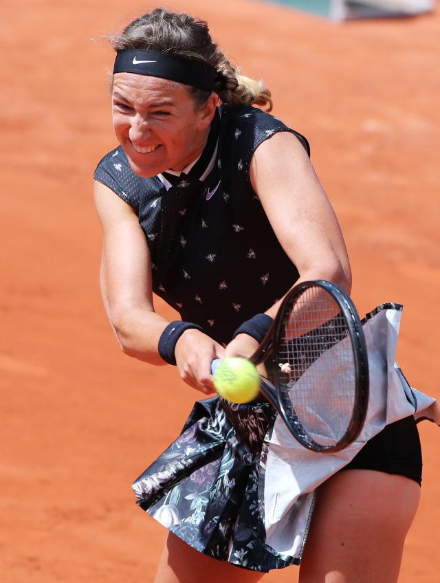 问鼎-关于阿扎伦卡回归赛场，大胜首场状态亮眼，RNG观众沸腾！的信息